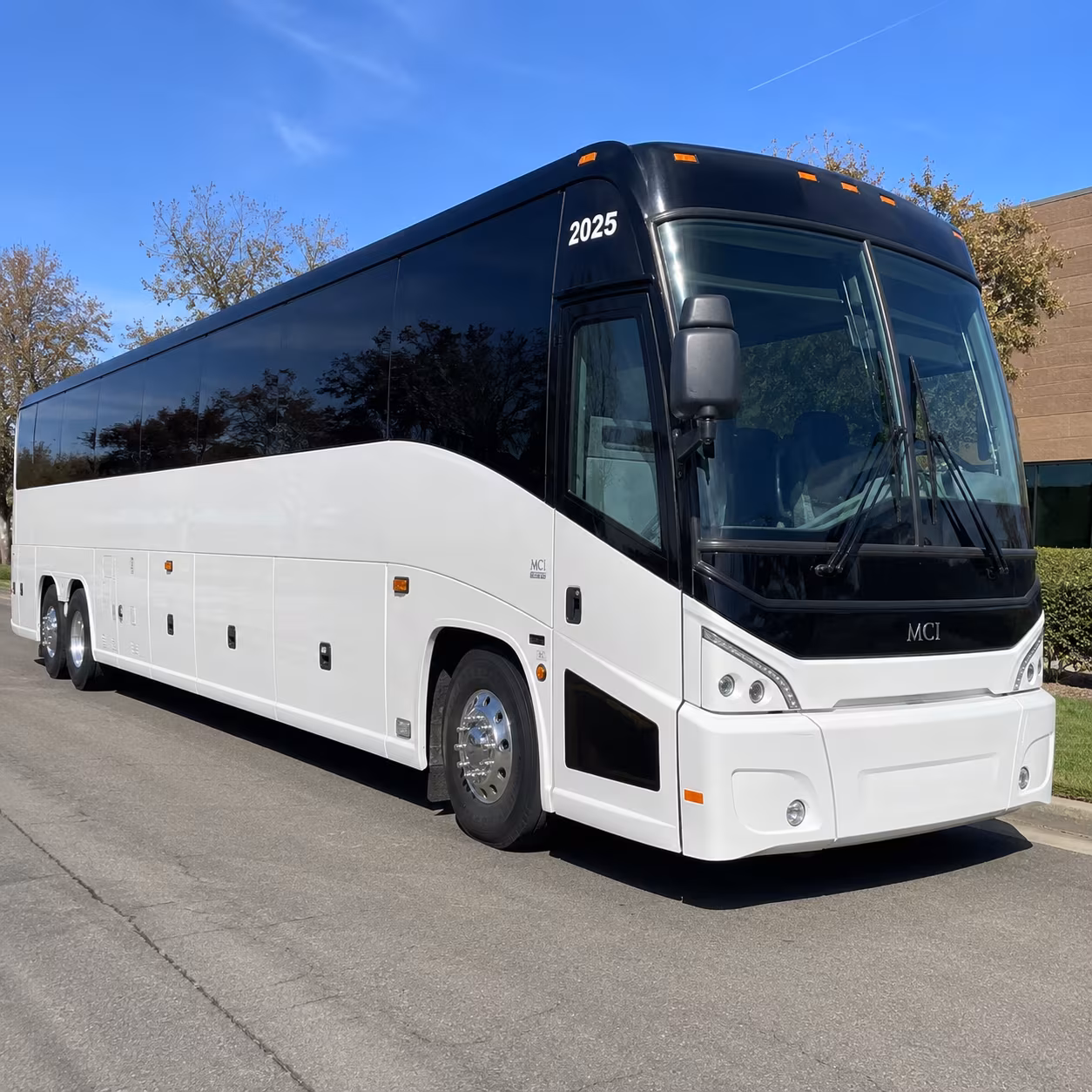 vacavillecharterbuscompany com can help you move groups to napa valley retreats via ca 12