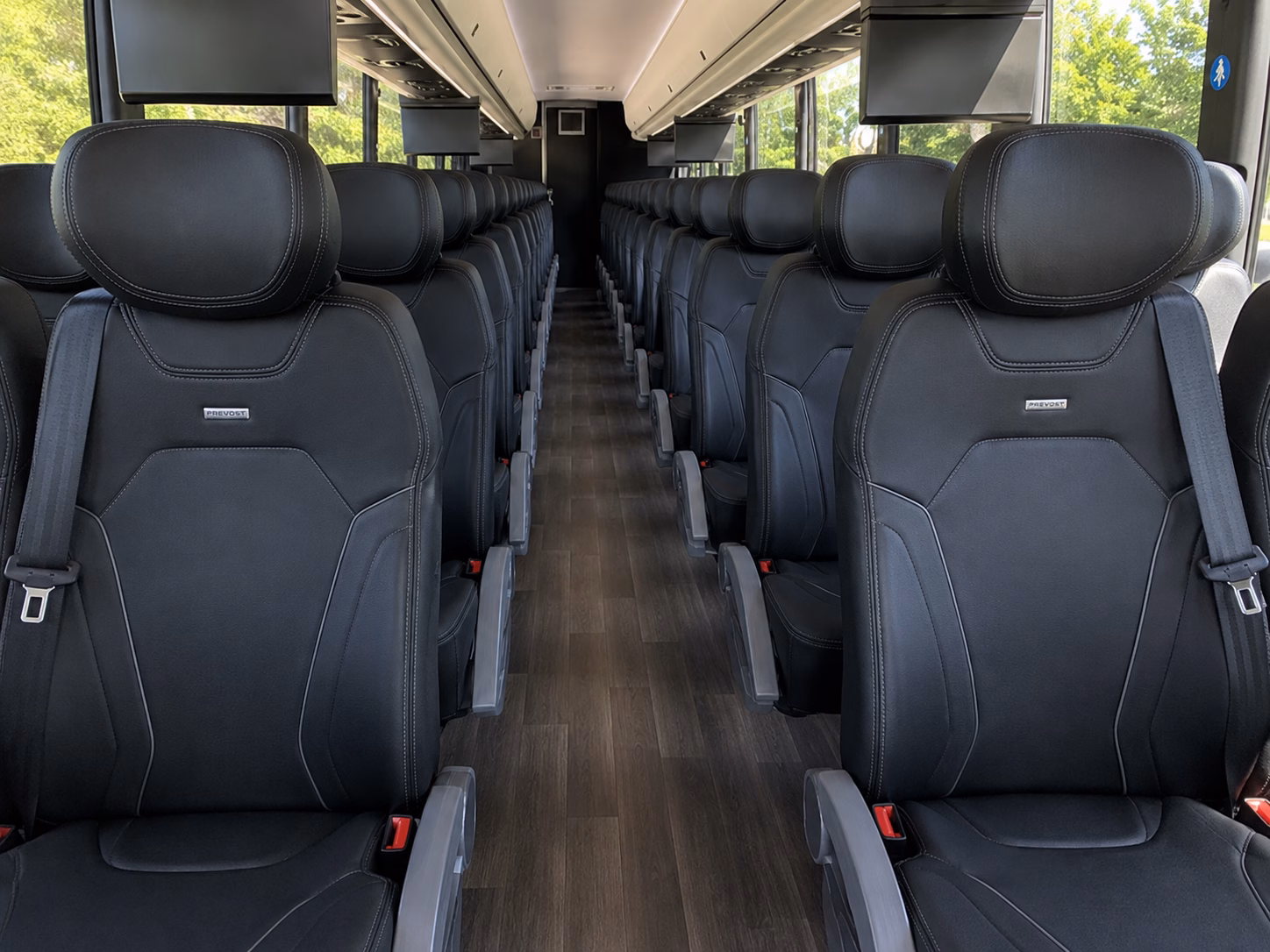 vacavillecharterbuscompany com is the go to way to reach lodi s zinfandel country from vacaville